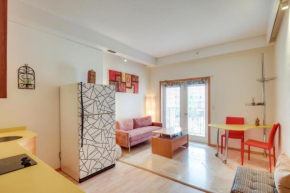Palm Coast Condo with Balcony, 2 Mi to Beach Access!